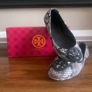 **SOLD** Tory Burch Minnie Travel Ballet Flats